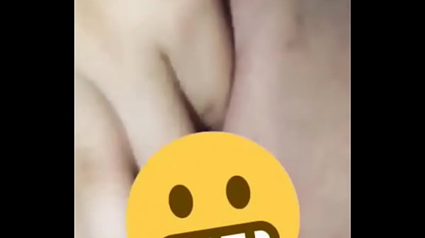 Dese&aacute;ndose sola