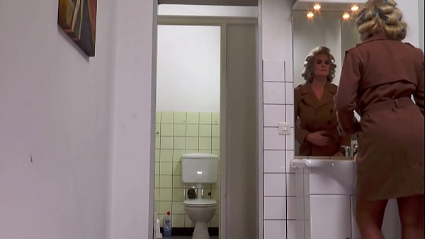 The Milf Secrets - Winnie Vs Marina thumbnail