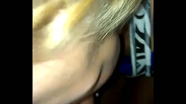 Nonton Sexy Blonde Tasha Sucking Cock thumbnail