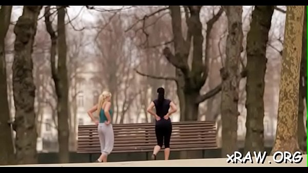 Soloplaygirl shows_off working toysdown her greedyholes