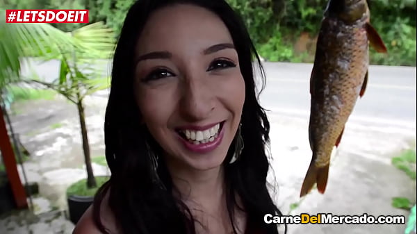 Mamacitaz - Naive Colombian Amateur Seduced & Fucked By Stranger thumbnail