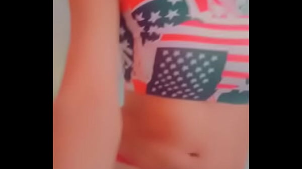 Play MP4 - Horny Desi shemale ass