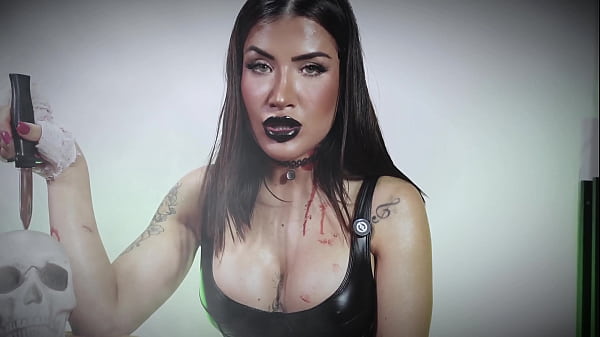 Cursed to my feet &ndash; femdom horror roleplay 