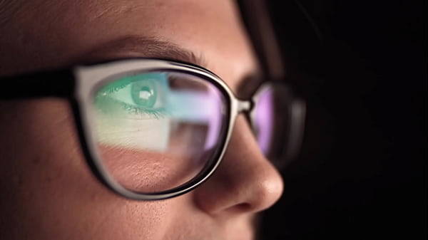 Tu as d&eacute;j&agrave; imagin&eacute; regarder cette belle femme sans &ecirc;tre prisonnier d&rsquo;une prison mentale 