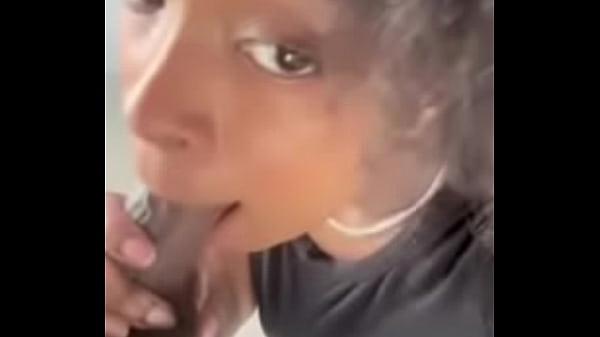 Nonton Getting My Dick Sucked In A Parking Garage thumbnail