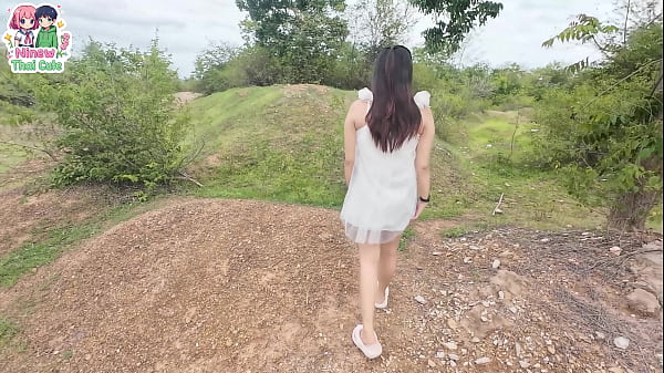 สาวไทยแวะป่าข้างทางเดินเล่นก่อนเล่นหีตัวเอง เสียงไทย 