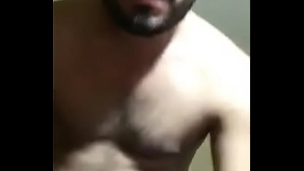 Play MP4 - Hetero maduro enga&ntilde;ado&period;