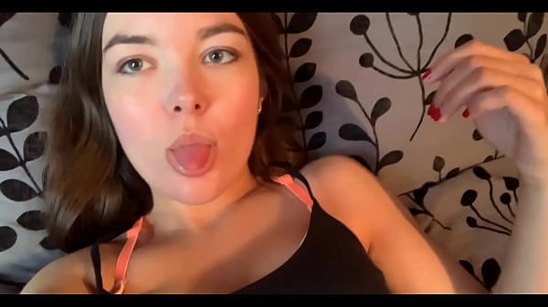 Nonton Jules Perky Tease Tits thumbnail