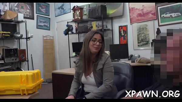 Sexappeal_chick enjoys huge tool slam her