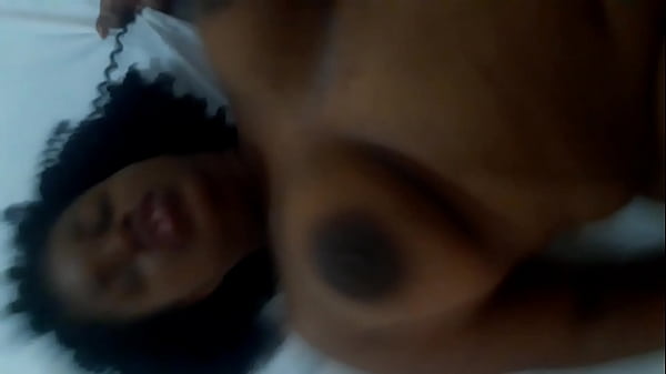 Mepaga cabaña y_me compra comida