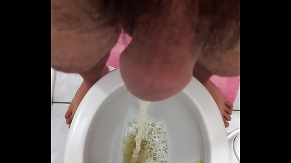 Play MP4 - Mijando e mostrando pentelho