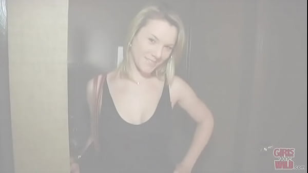 Blonde masturbates until she cums 