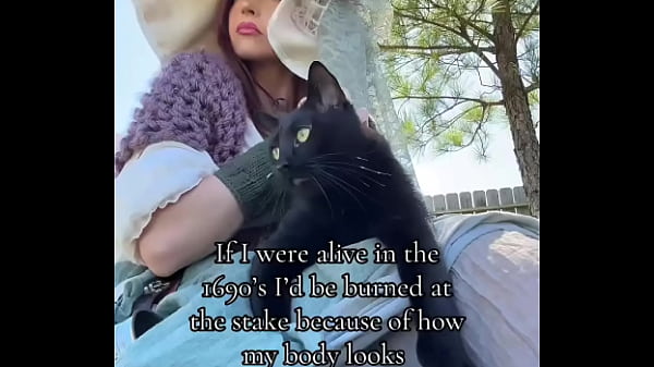 Nonton 3 Coconuts Would Be My Demise thumbnail