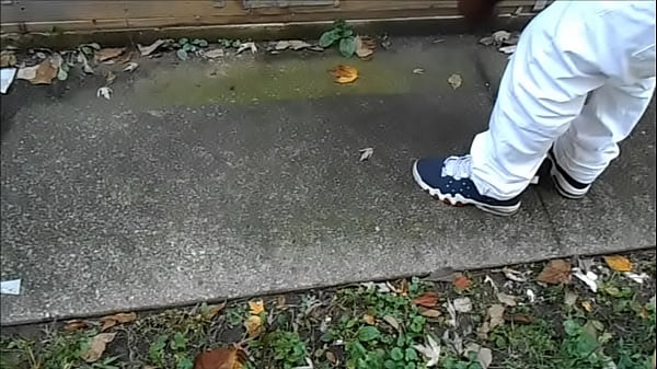 Nonton Kels- Goin Cray Cray [offical Video] Mp4 thumbnail