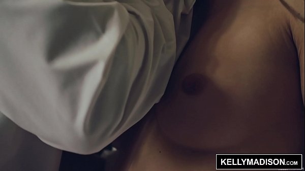 Play MP4 - Ryan Madison Gives Paige Owens Hard Fuck and Deep Creampies