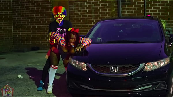 Gibby The Clown Takes On Chucky As She Tries To Him thumbnail