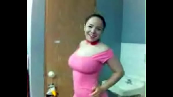 Play MP4 - mi prima tetona me muestra todo por video