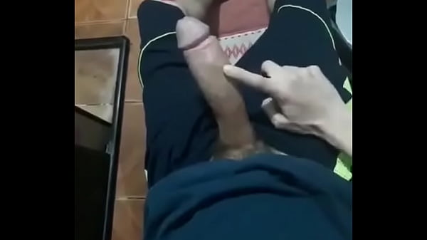 cu d&agrave_i khủng