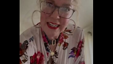 Step mommy's good boy is caught watching mommy porn