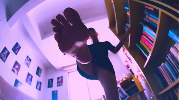 You AreSo Small At My_Feet