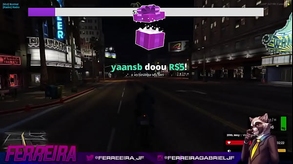 Ferreira amando e recebendo doa&ccedil;&atilde;o 