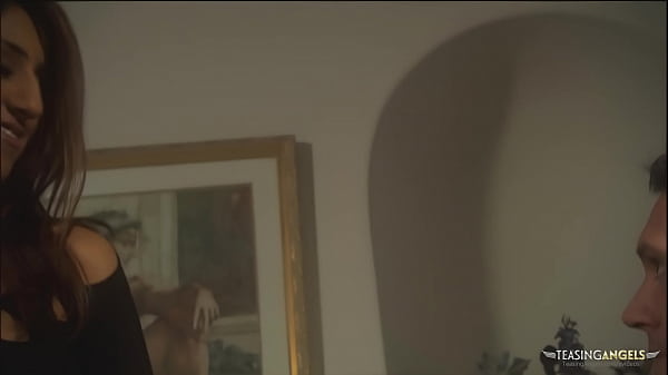 Play MP4 - One brunette babe gets two French gentlemen to cum really hard