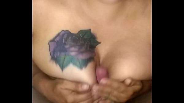 Masturba a dos manos 