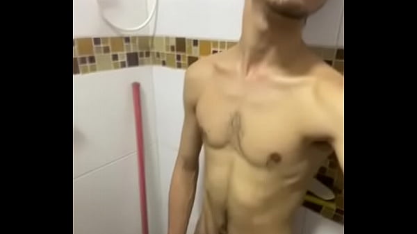 Nonton Garoto Querendo Algu&eacute;m Pra Conversar! thumbnail