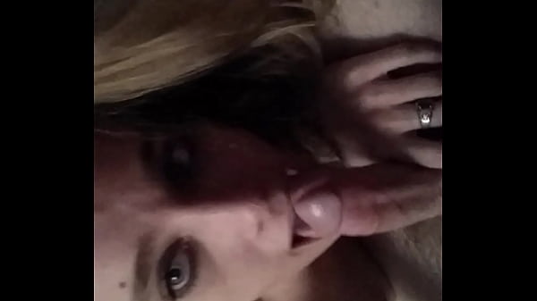 Sexy texas blonde sucks cock