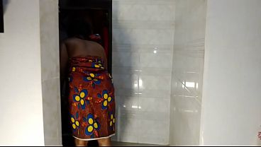 Nonton Lazy Wife Fucked By Young Boyfriend thumbnail