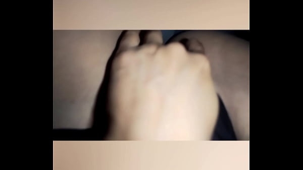 Play MP4 - &iexcl;Ay que caliente por la calle&excl; Subo al carro de mi novio pero me toco sola y lo dejo con las ganas de cogerme&period; REAL 100&percnt;EN PER&Uacute;&comma; CALLEJERO AL M&Aacute;XIMO&excl;&excl;