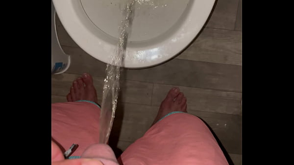 Play MP4 - Pisssssss