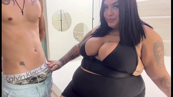 A Bbw Dry Alves Me Chamou Para Uma Bela Foda Na Sua Suite , N&atilde;o Resisti E Comi A Sua Grande Buceta Carnuda thumbnail