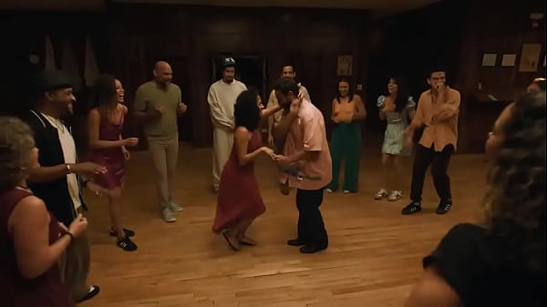 BAD BUNNY BAILE_INoLVIDABLE Video Oficial DeBÍ_TiRAR MáS FOToS