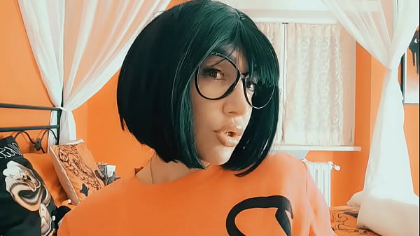 Nonton That Whore Of Your Stepmother Will Give Me A Christmas Present thumbnail