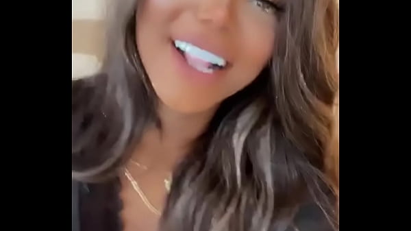 Mikaella moura