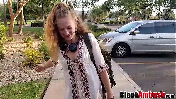 Play MP4 - Nubile Luna unknowingly casting for first interracial facial