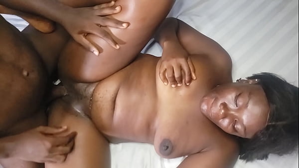 See how comfortable she is taking that big dick her pussy is on fire 