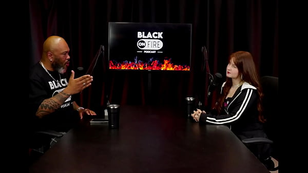 Como pensou no nome art&iacute;stico gosta de dan&ccedil;ar pelada tem medo de usar a rede social e chegou a passar necessidade angel bloomm watch sheer red 