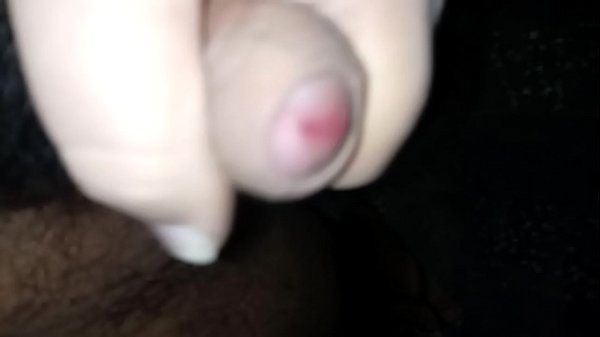 Play MP4 - Cuando estoy exitado me masturbo