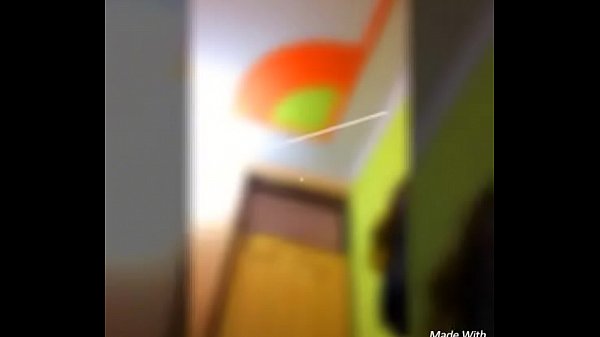 Nonton 3b6de7a5-e715-499b-9347-e875f5997041.mov thumbnail