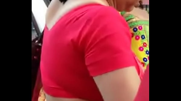 My favourite type of aunty with_big boobs and sexy back