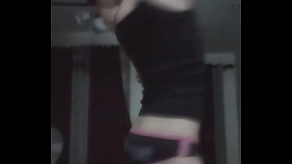 Cute ladyboy sexy dance
