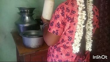 Nonton Malayali Housewife And Uncle Kitchen Room Sex thumbnail