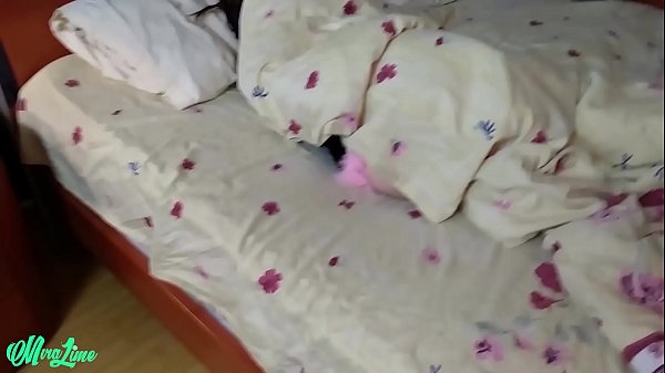 Play MP4 - Two holes of this girl turned out to be tight