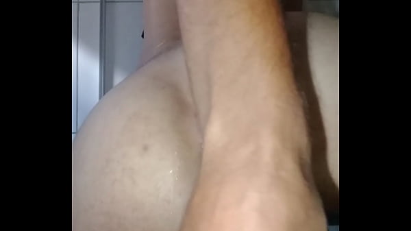 Play MP4 - Brincando com o desodorante