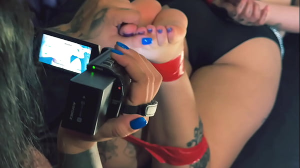 Nonton Please Tie Me Up And Suck My Feet thumbnail