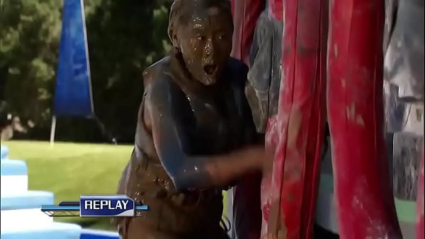 Hotties vs Nerds Wipeout Summer Premiere