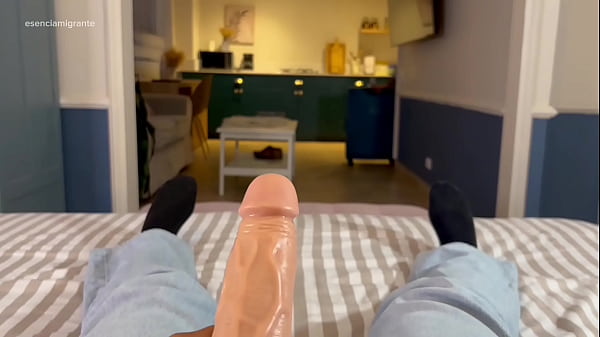 Nonton When I Get To My Hotel Room I Find An Intruder In My Bed With His Big Veiny Cock Out, I Don't Hesitate And Suck It Until He Fucks Me Hard On The Bed. thumbnail