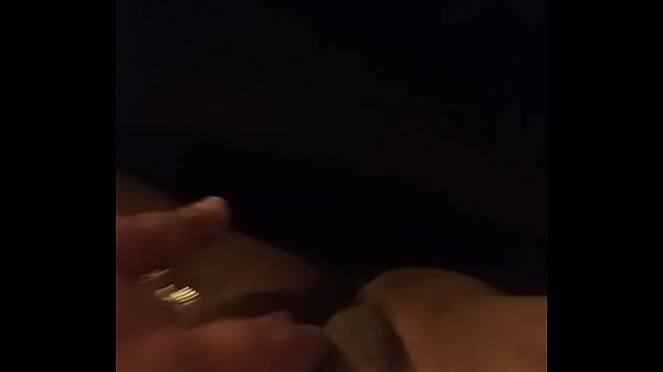 Play MP4 - Me encanta masturbarme